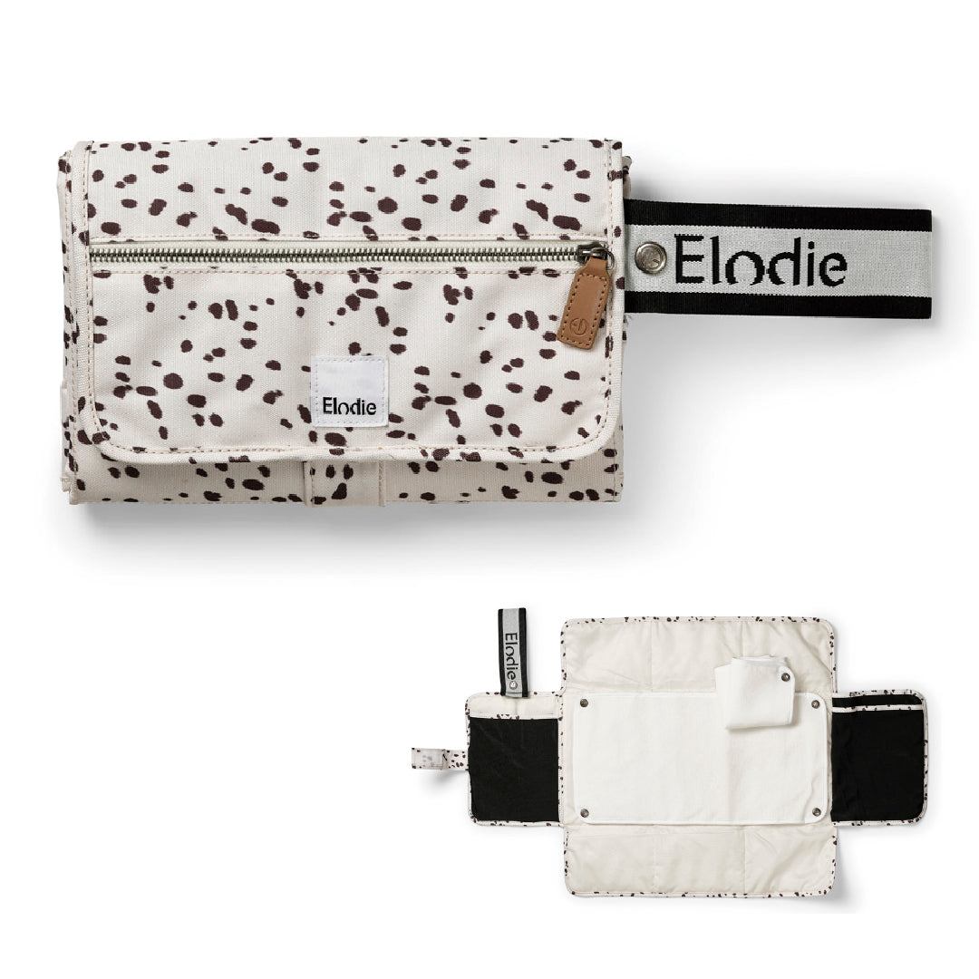 チェンジングパッド - Dalmatian Dots